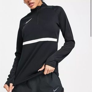 Nike Dri-Fit quarter zip top